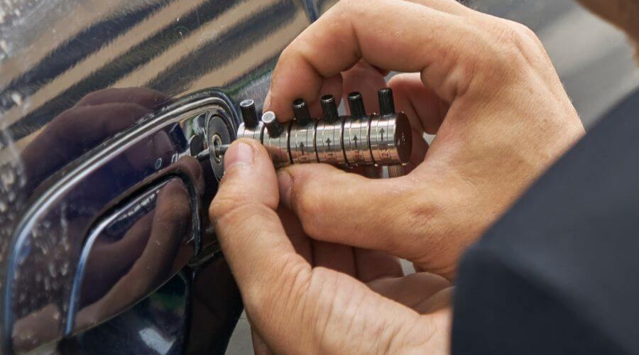 Professional New roof installation in North Chicago, IL